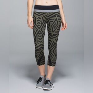 lululemon athletica Geometric Leggings in Black and Olive